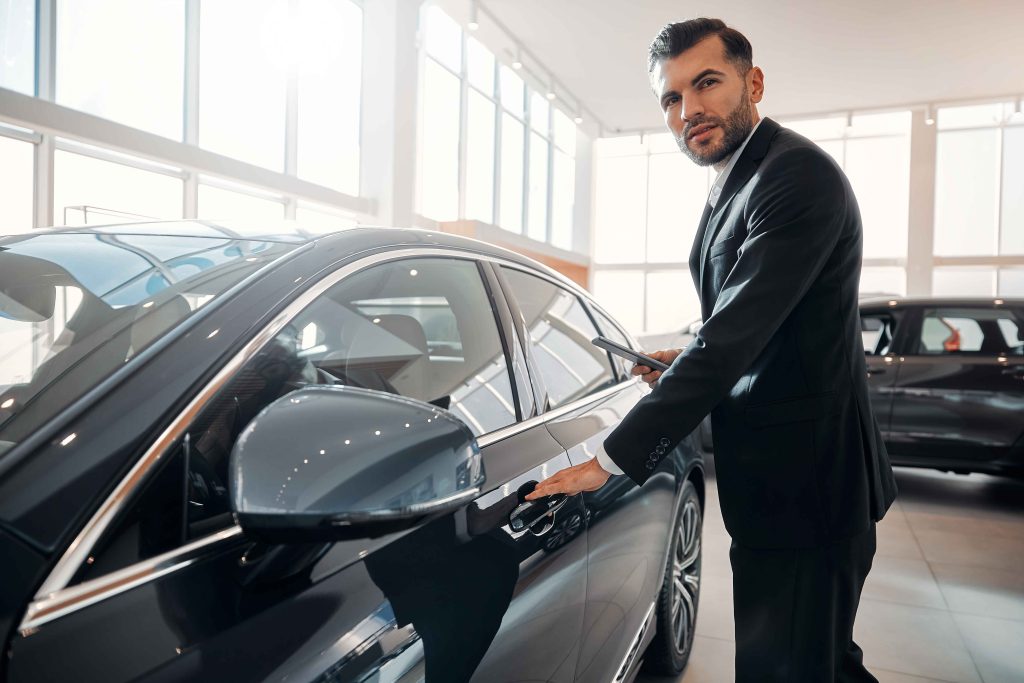 Car Hire Dubai – A Tourist’s Key to Exploring the City with Ease